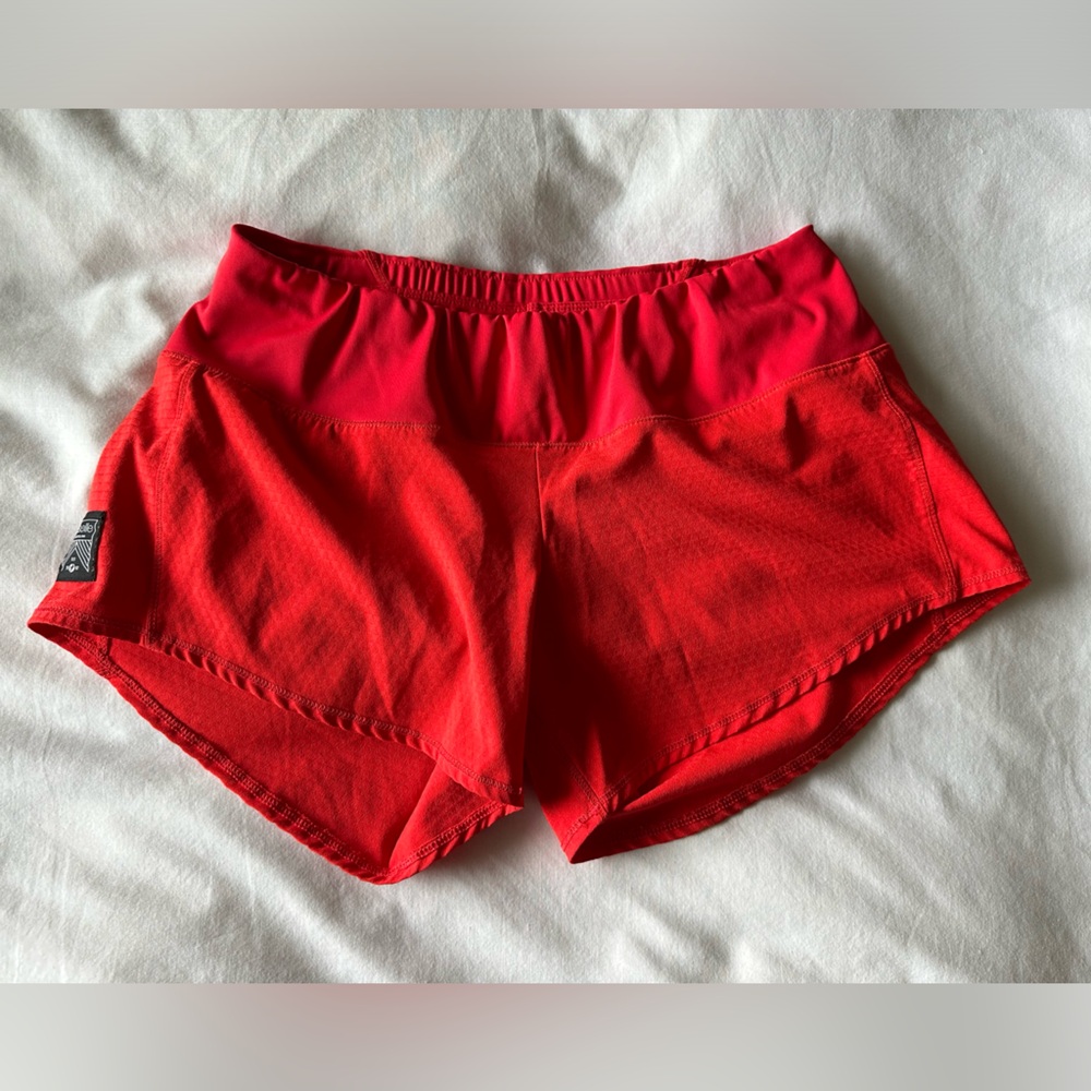 Oiselle Roga Shorts 4” Inseam (Red, Size 4)